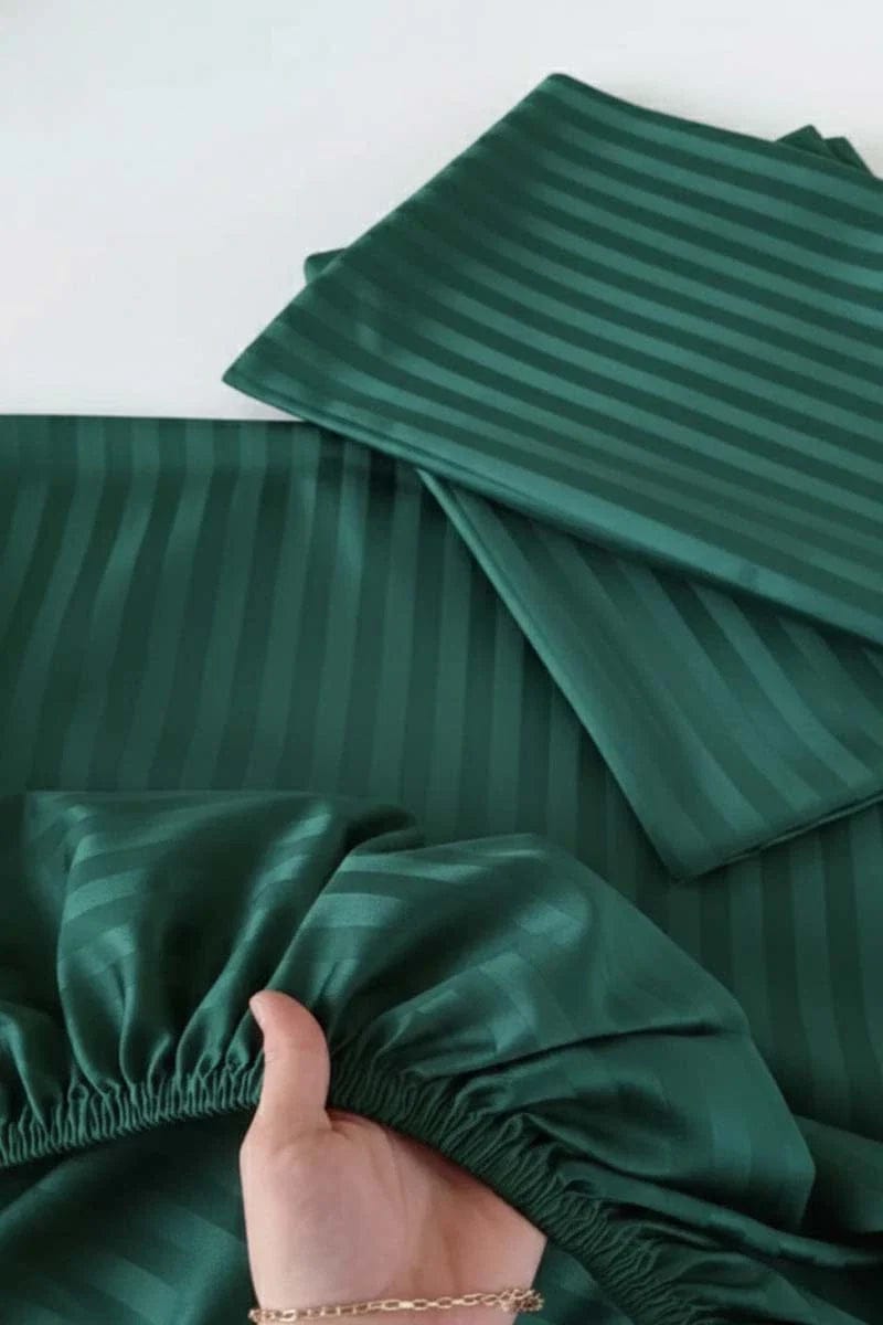 -Luxury Stripe Fitted Bedsheet - King Size  aqua green 🟢