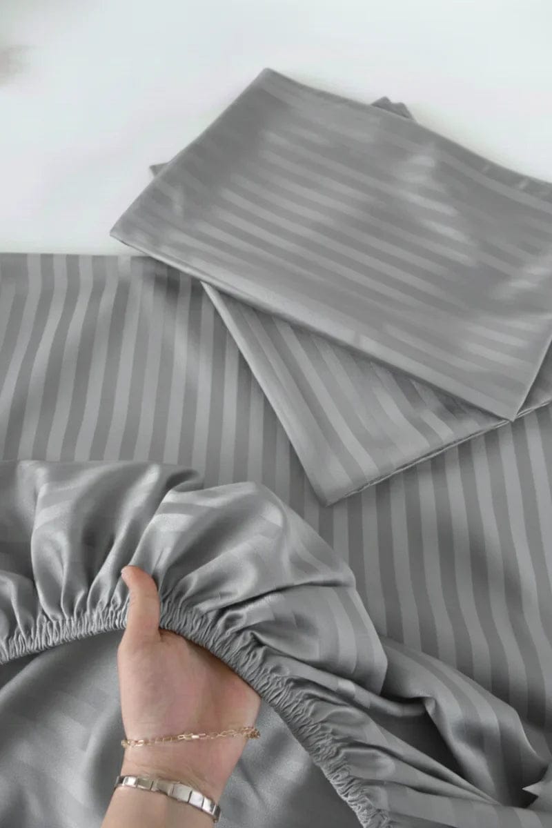 Luxury Stripe Fitted Bedsheet - King Size grey ⚪