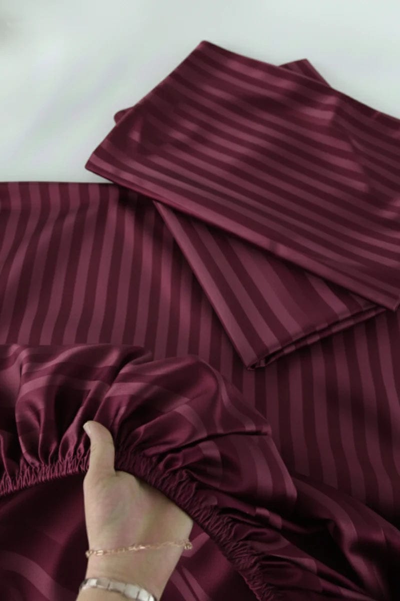 Luxury Stripe Fitted Bedsheet - King Size Redish wine